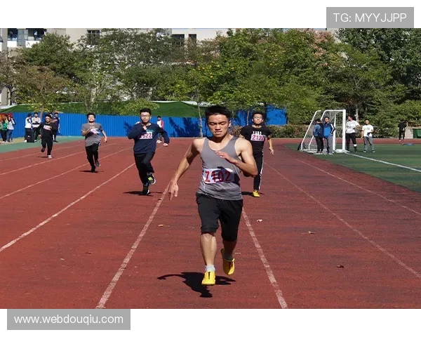 斗球体育官网版免费下载支持多设备同步，随时随地享受体育盛宴